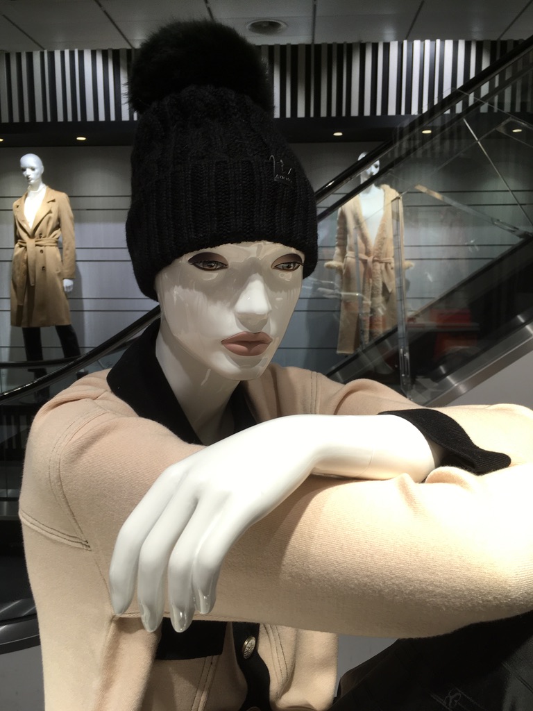 Beanie Black with pompom