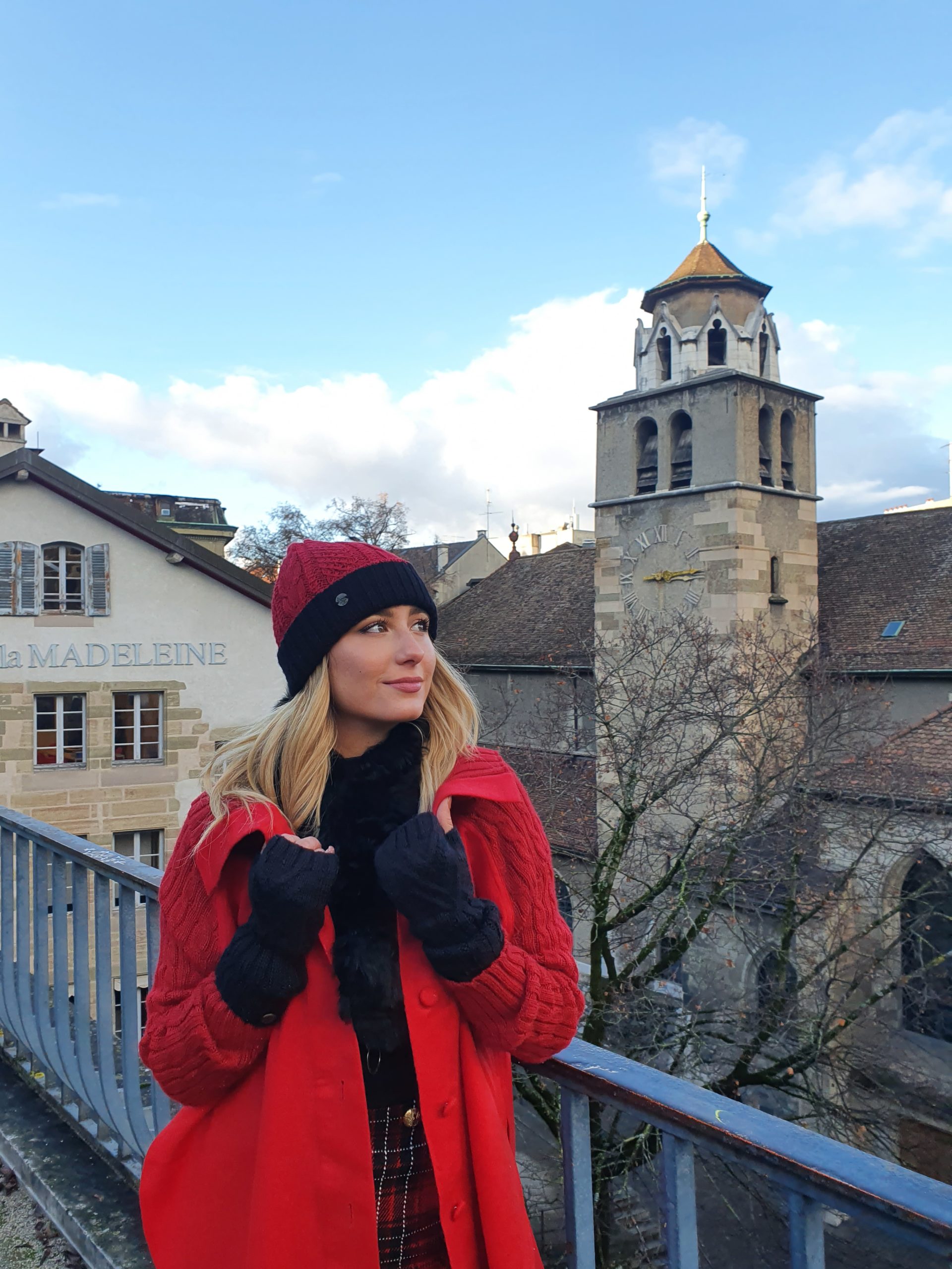 Beanie reversible Red & Black - Image 2