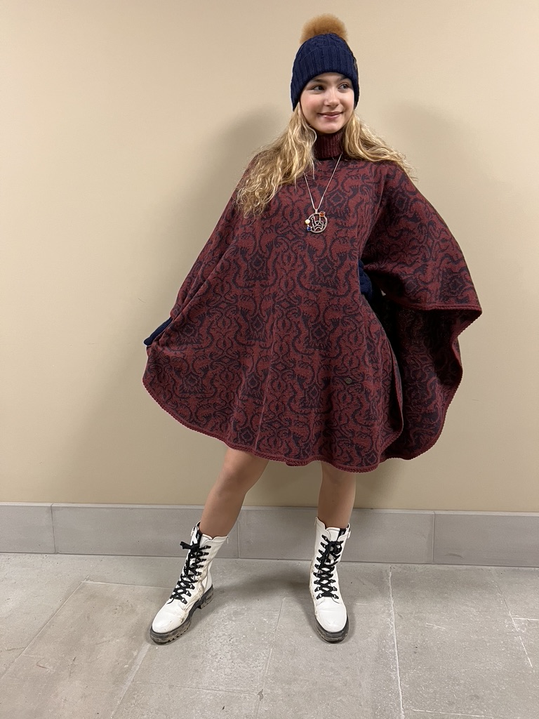 Alpaca Poncho Barroco Burgundy