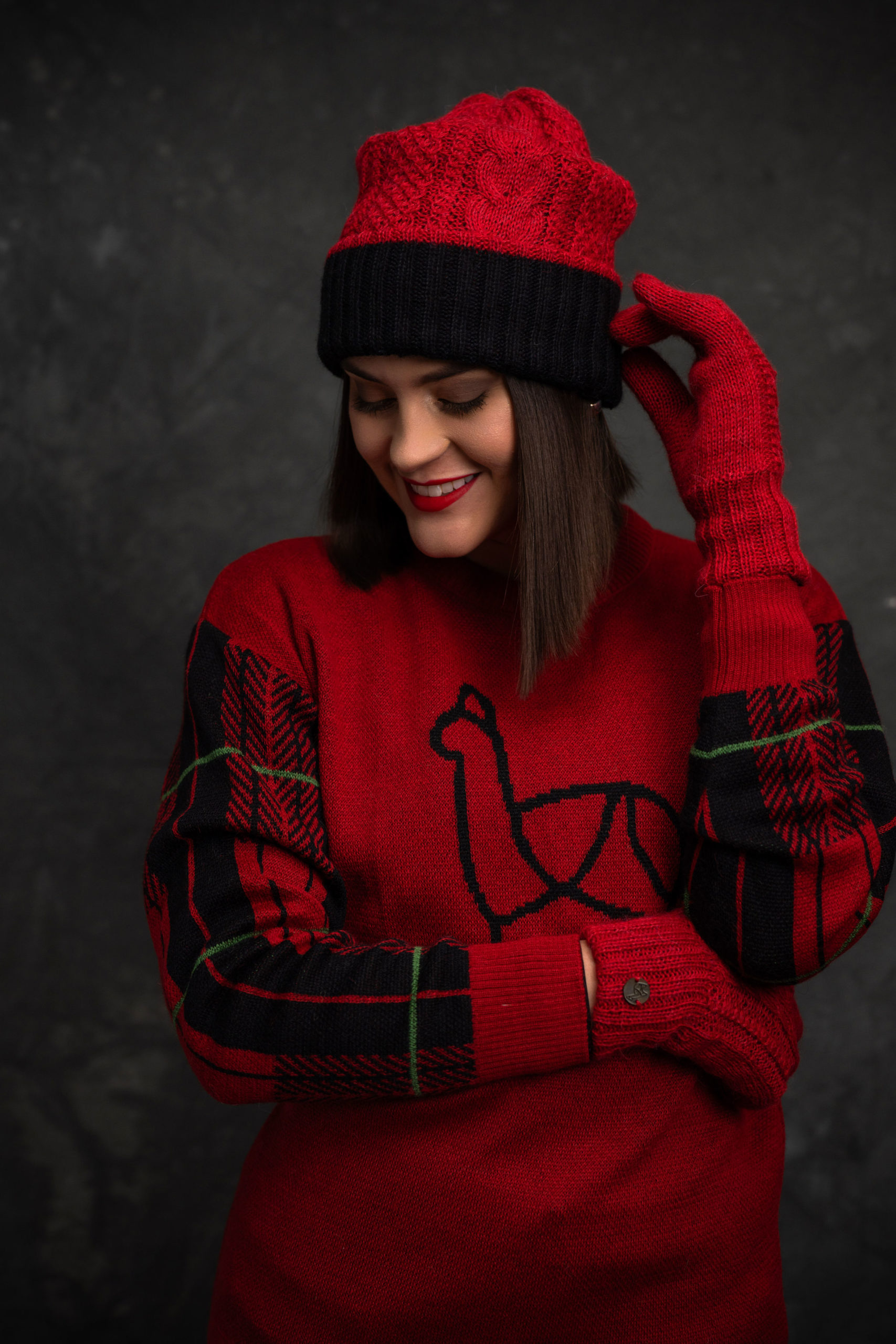Beanie reversible Black & Red - Baby Alpaca