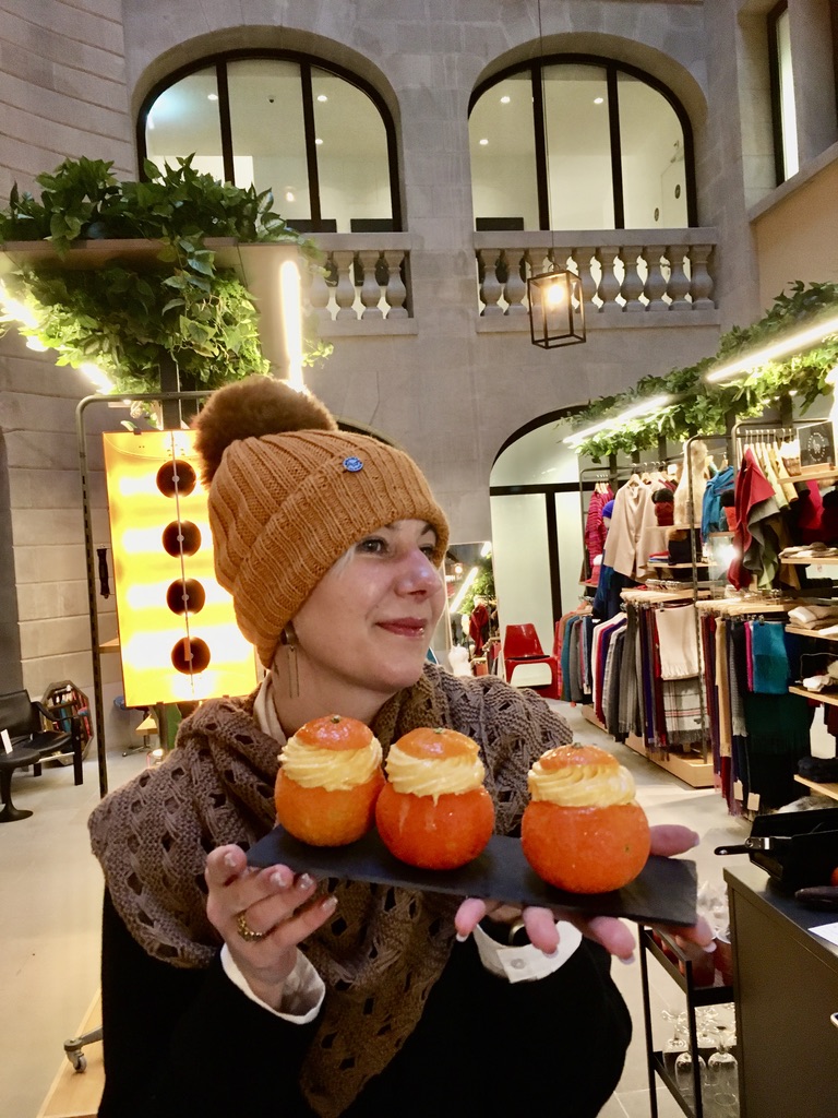 Beanie Mandarine with fur pompom