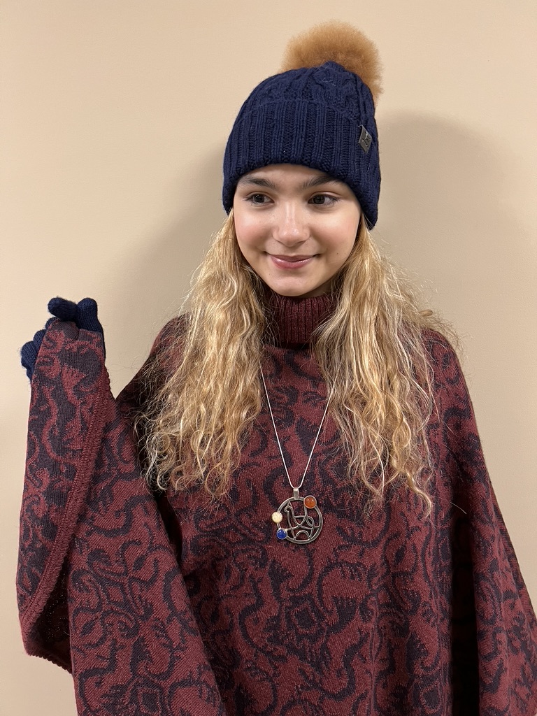 Alpaca Poncho Barroco Burgundy - Image 2
