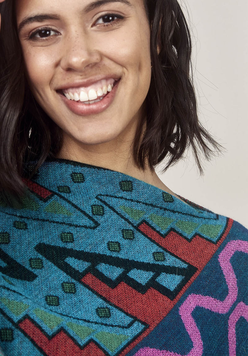 Poncho Geo - Image 2