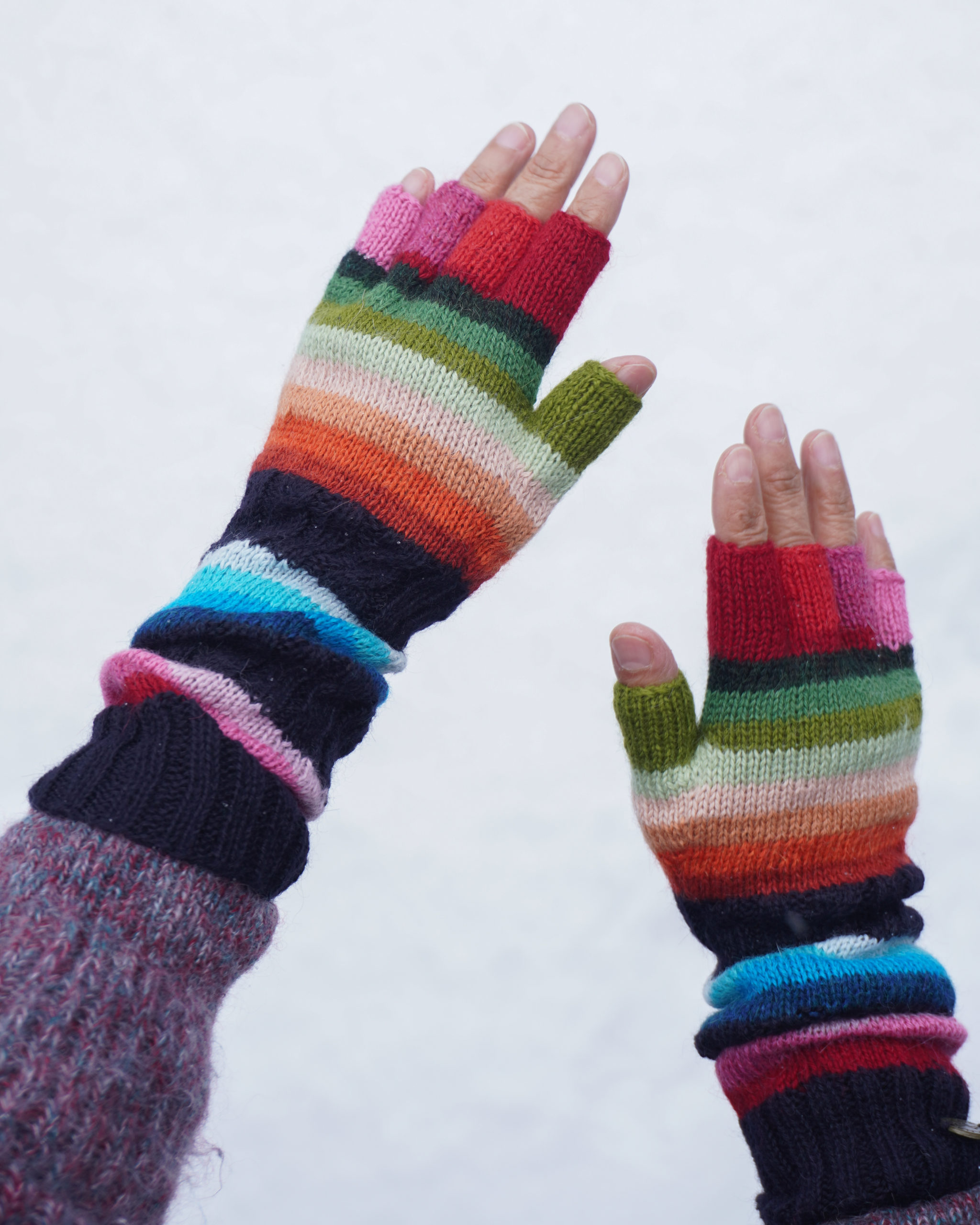 Mittens Inca Rainbow - Image 2