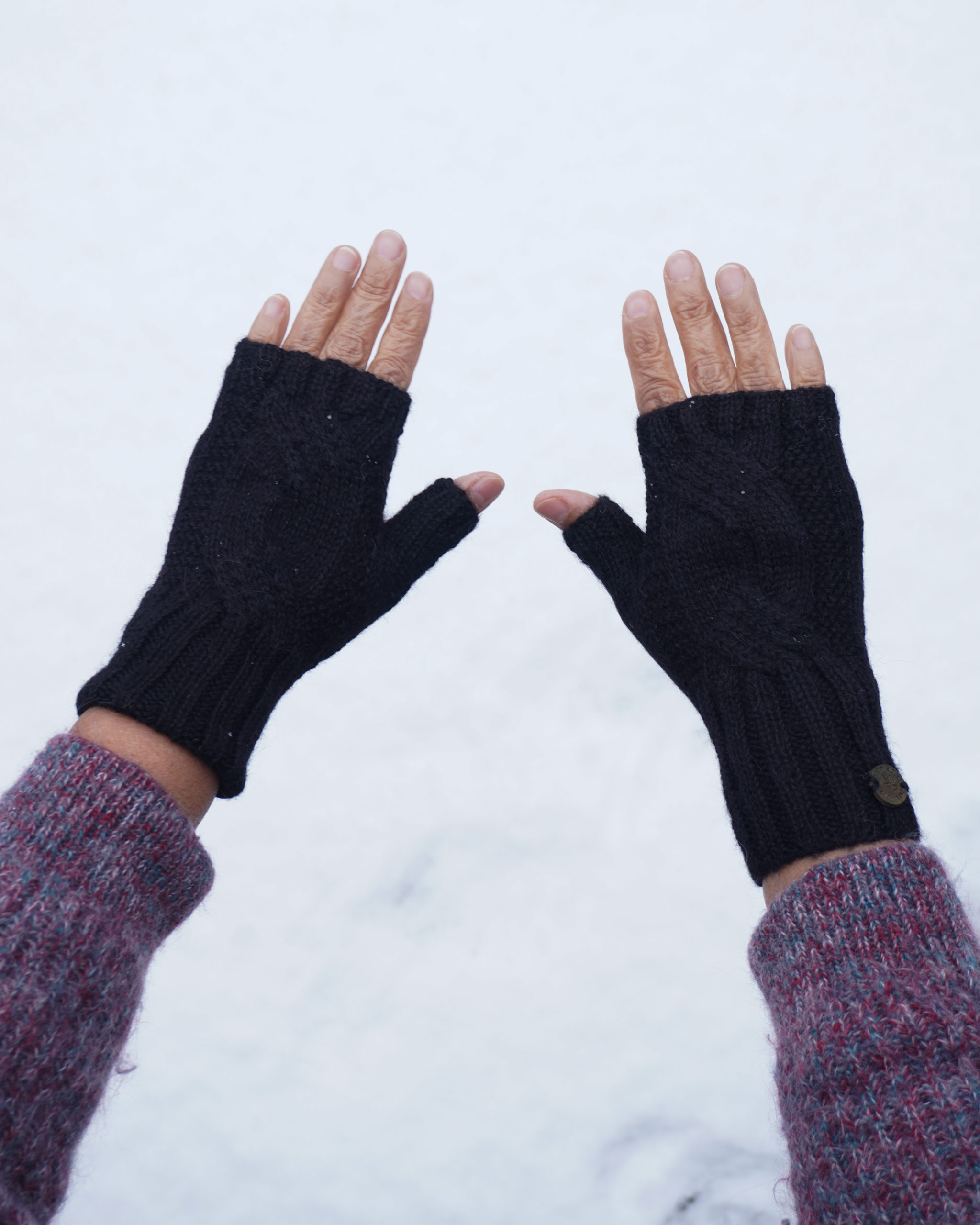 Mittens Small Black