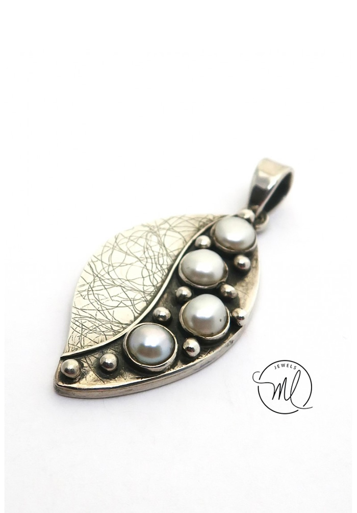 Leave & pearls - Image 5
